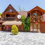 Astoria Hotel *