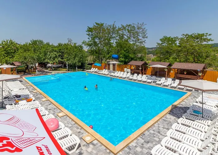 Ξενοδοχείο Astoria *